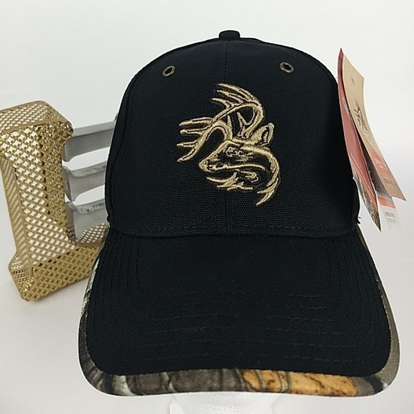 Legendary Whitetails Other - NWT Legendary Whitetails black embroidered hat